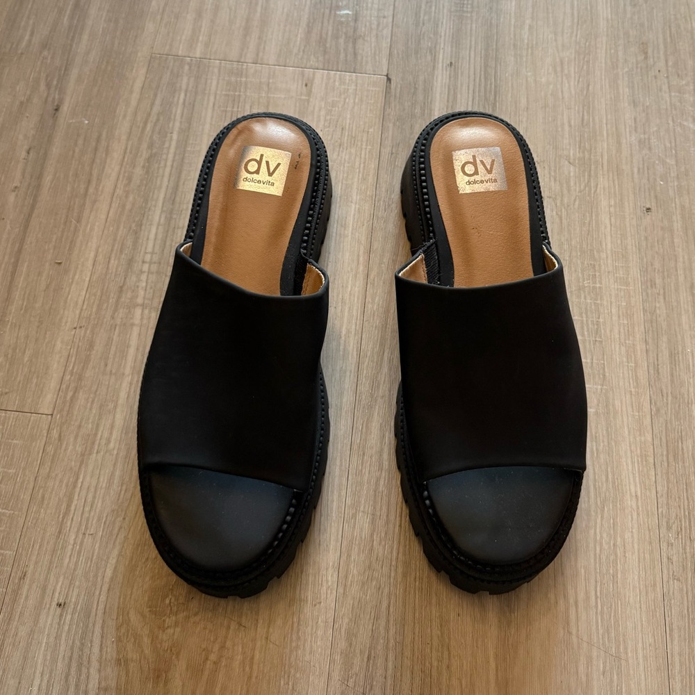 DV by Dolce Vita Women's Black Slide Sandals, Women’s 9. NWOT.